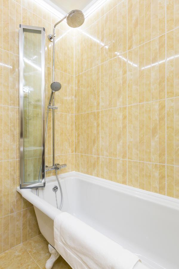 Linton Hotel Luton ルートン エクステリア 写真