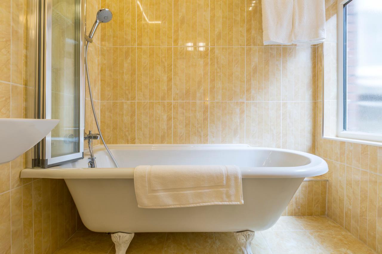 Linton Hotel Luton ルートン エクステリア 写真